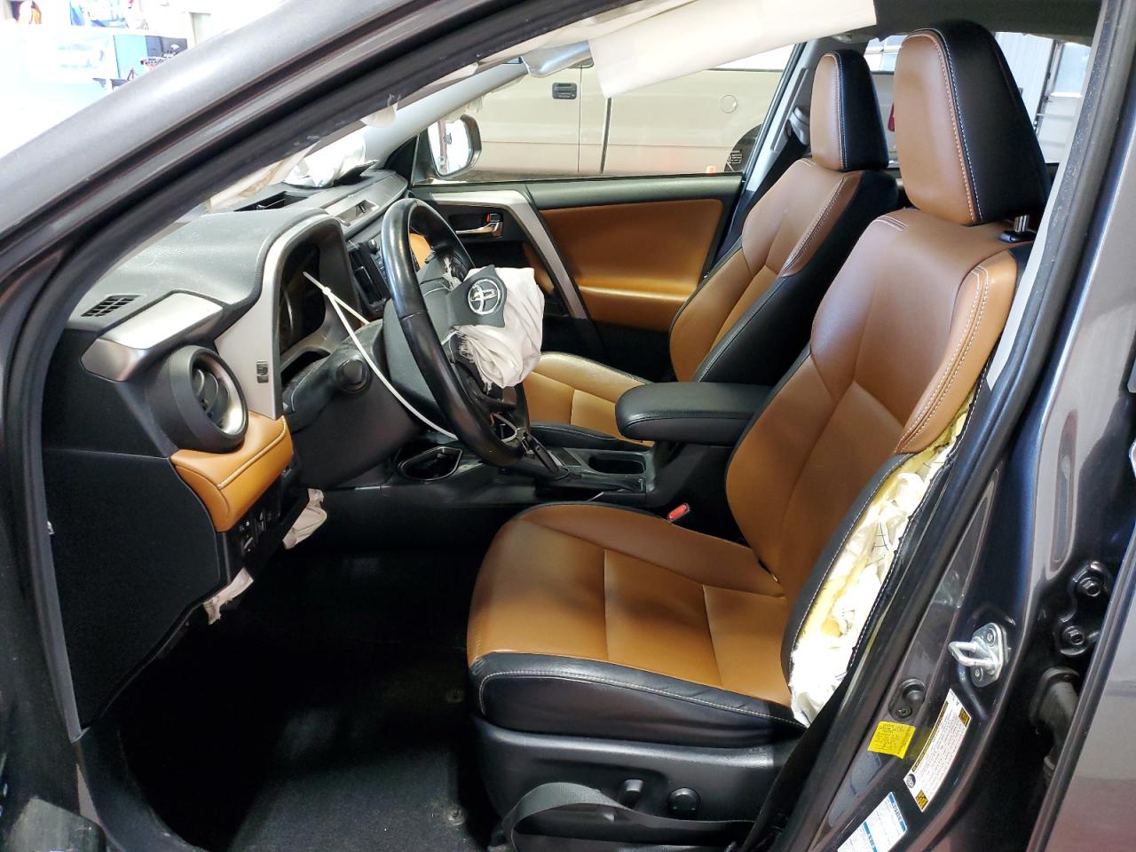 2018 Toyota RAV 4 - Image 7