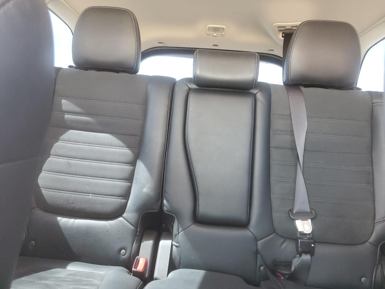 2019 Mitsubishi Outlander - Image 10