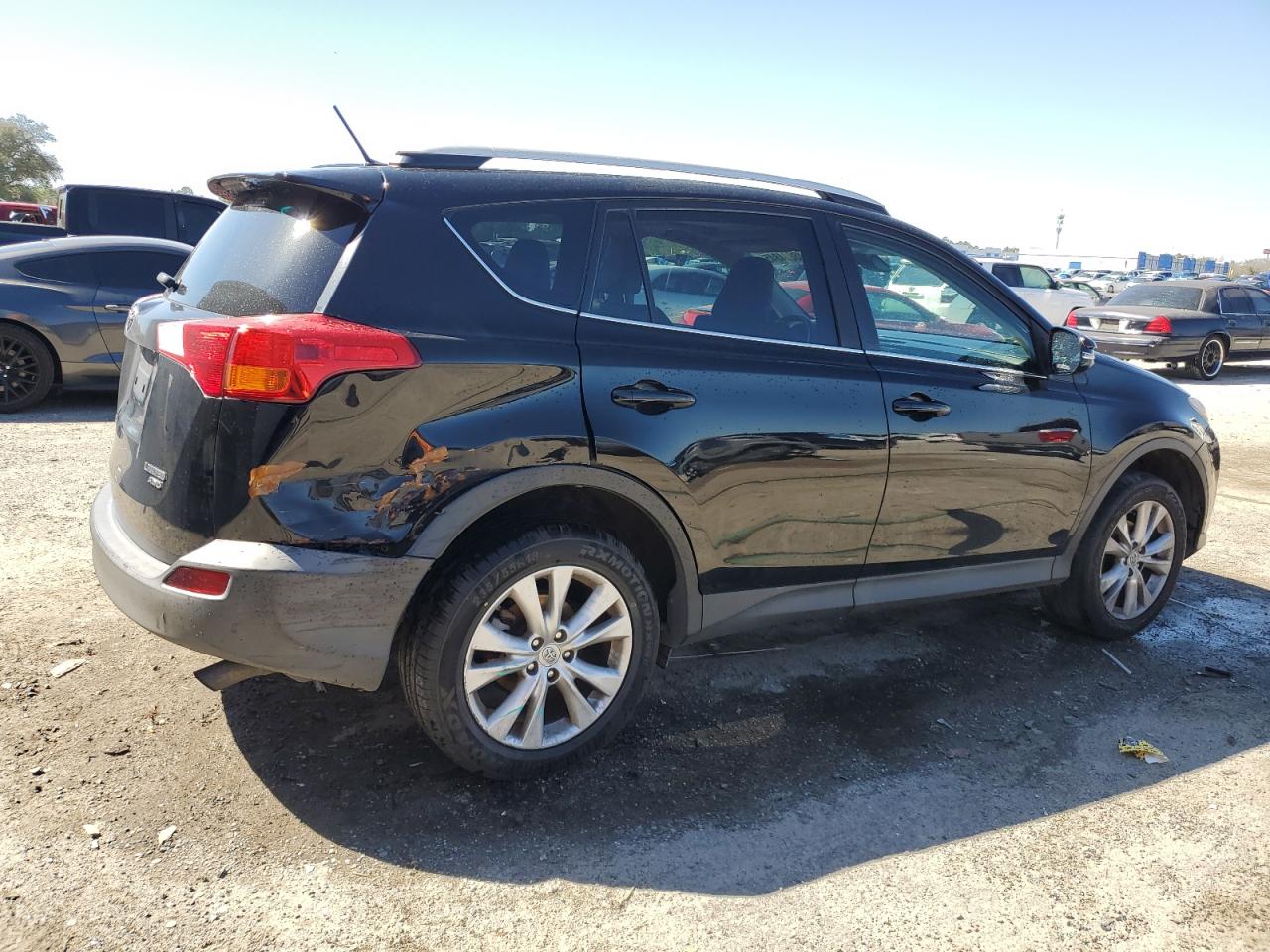 2015 Toyota RAV 4 - Image 3