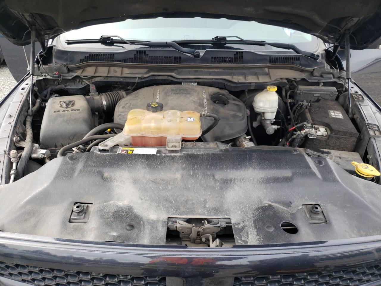 2016 RAM 1500 - Image 11