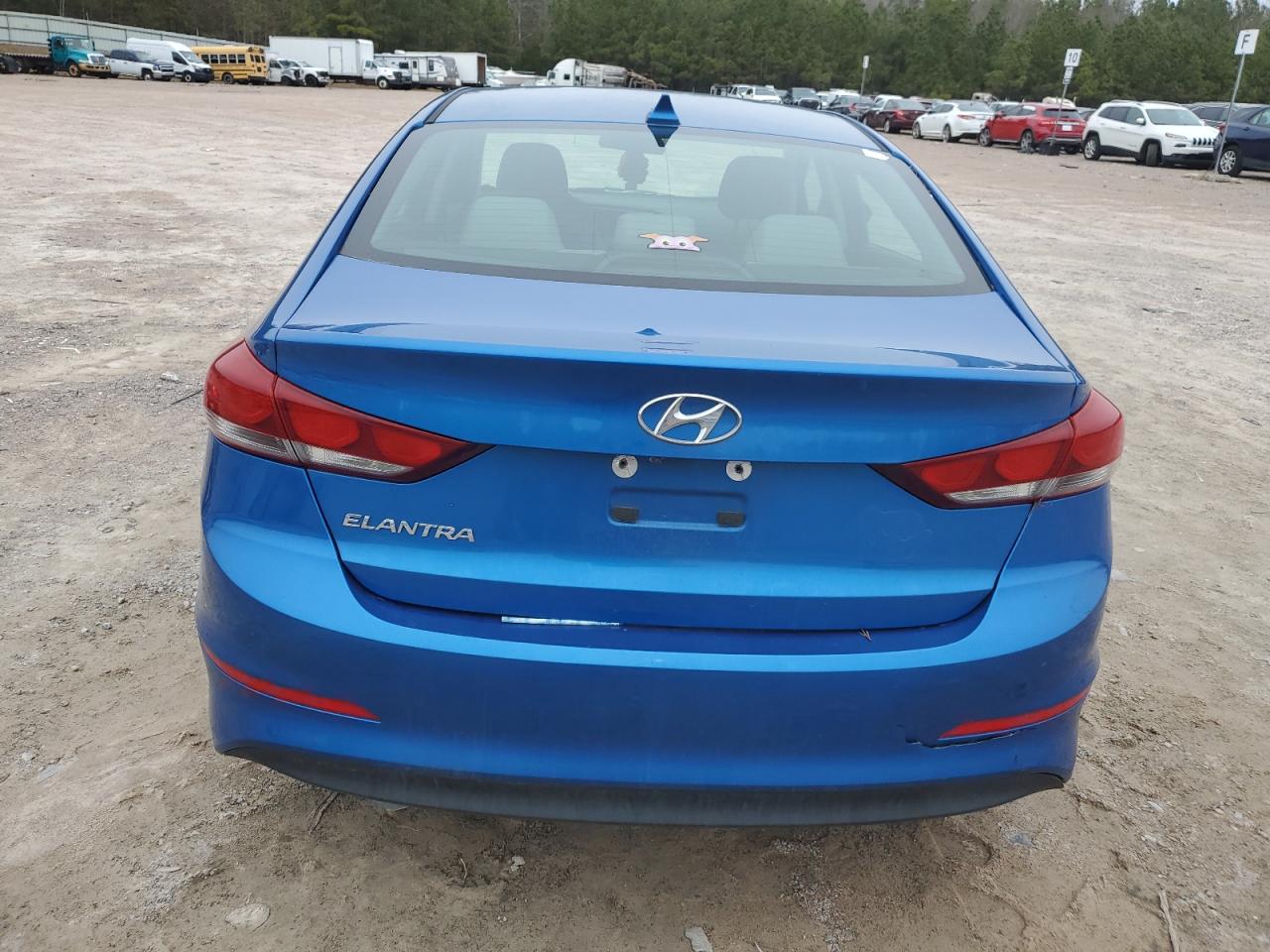 2018 Hyundai Elantra - Image 6