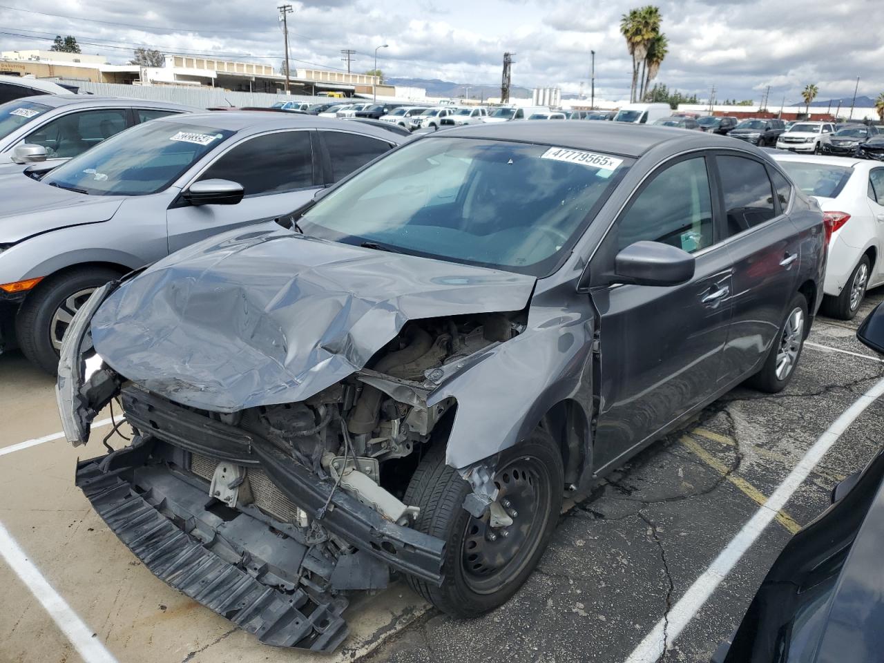 2019 Nissan Sentra S за продажба в Van Nuys, CA - Front End
