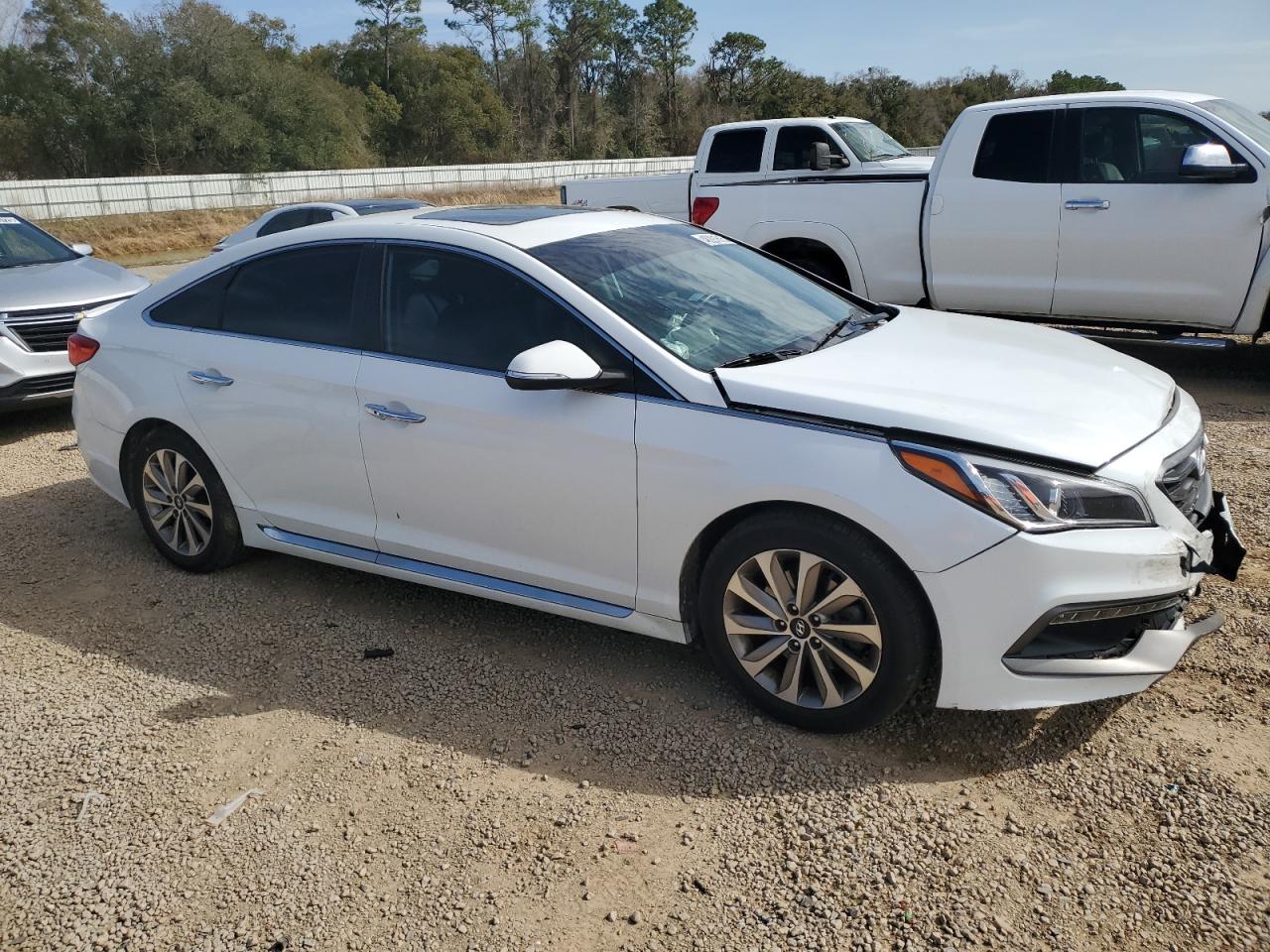 2016 Hyundai Sonata - Image 4