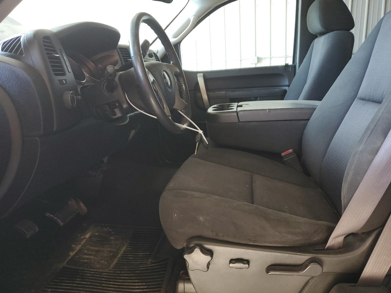 2011 GMC Sierra - Image 7