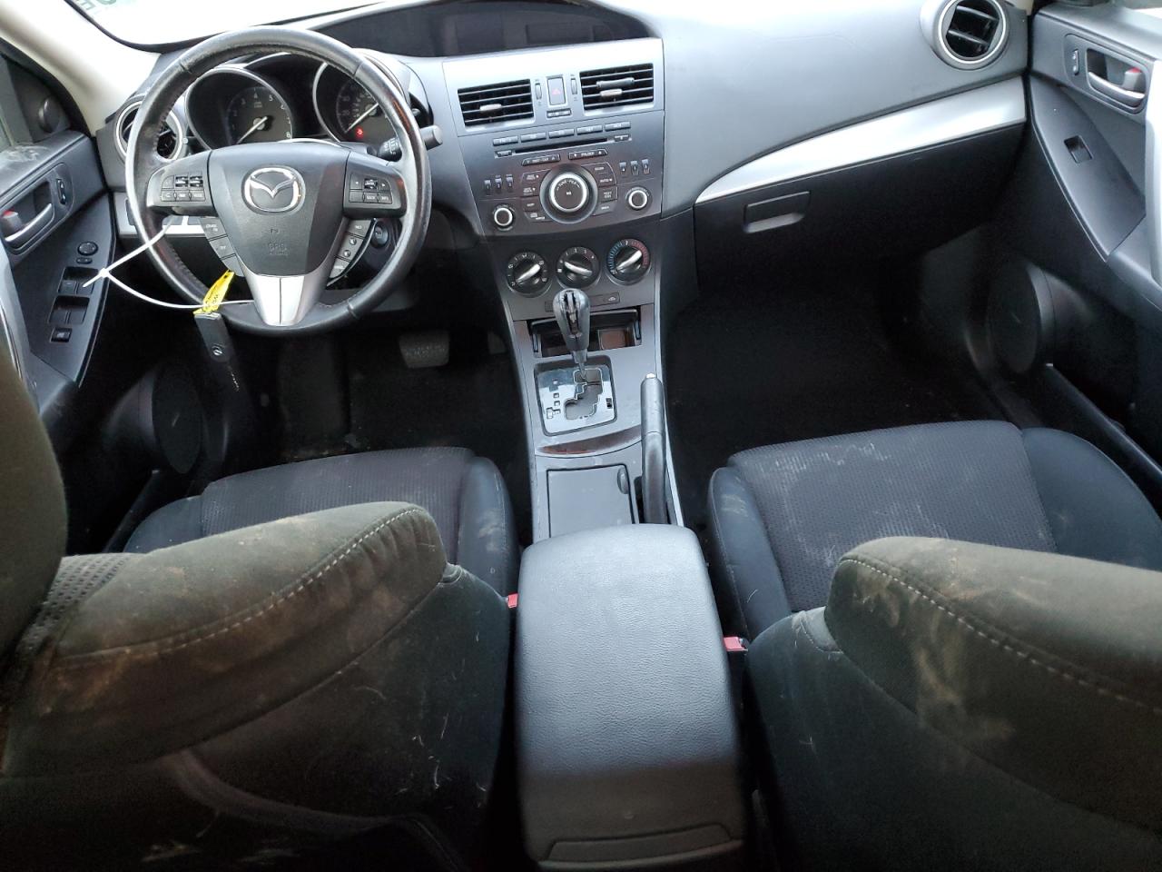 2012 Mazda 3 - Image 8
