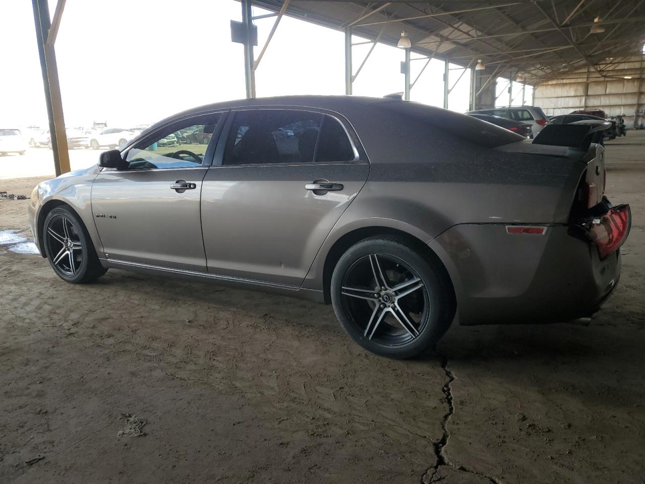 2010 Chevrolet Malibu - Image 2