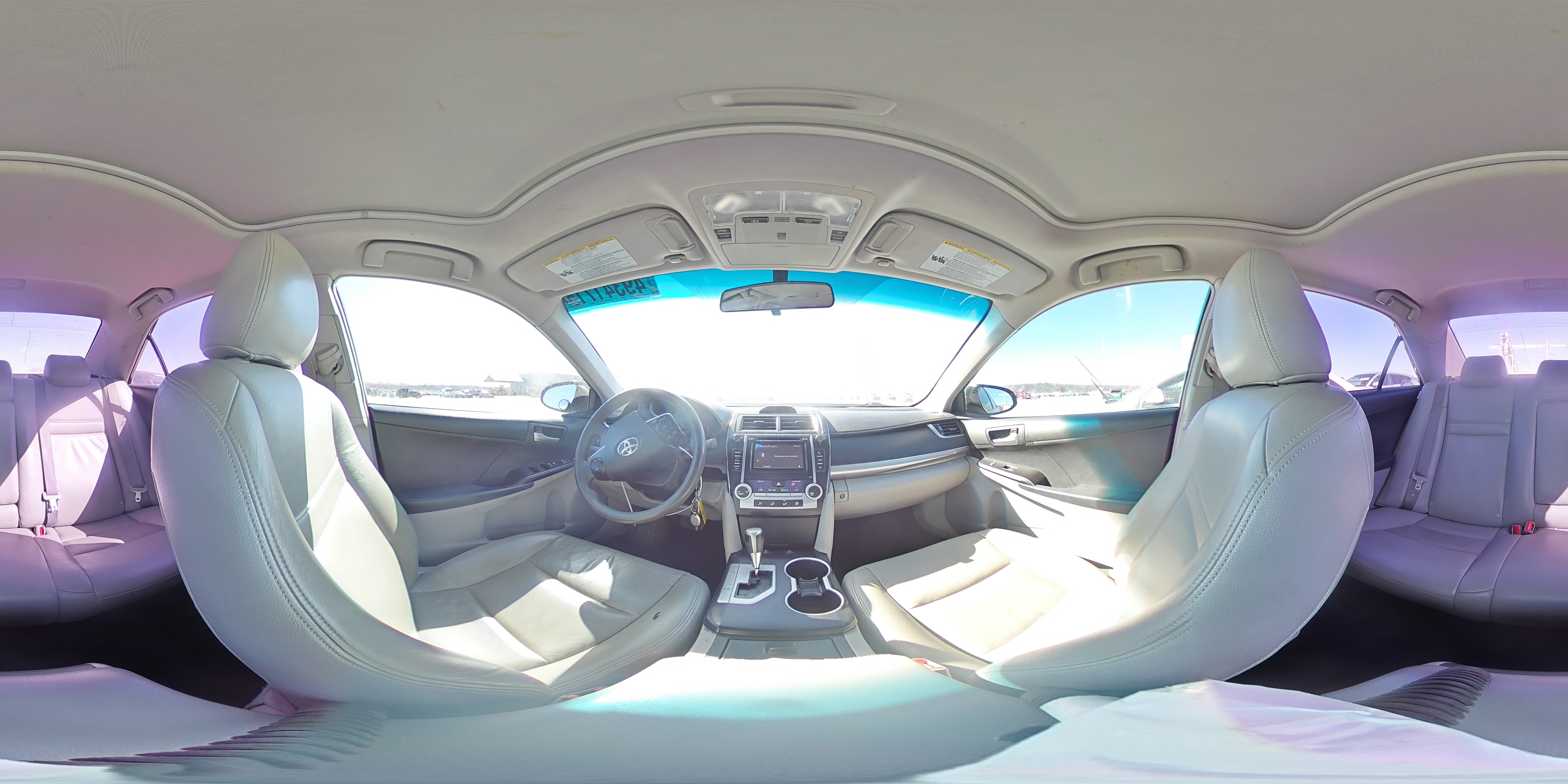 2012 Toyota Camry - Image 12