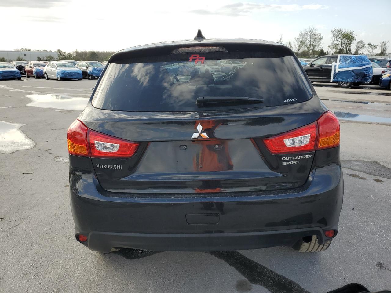 2017 Mitsubishi Outlander - Image 6