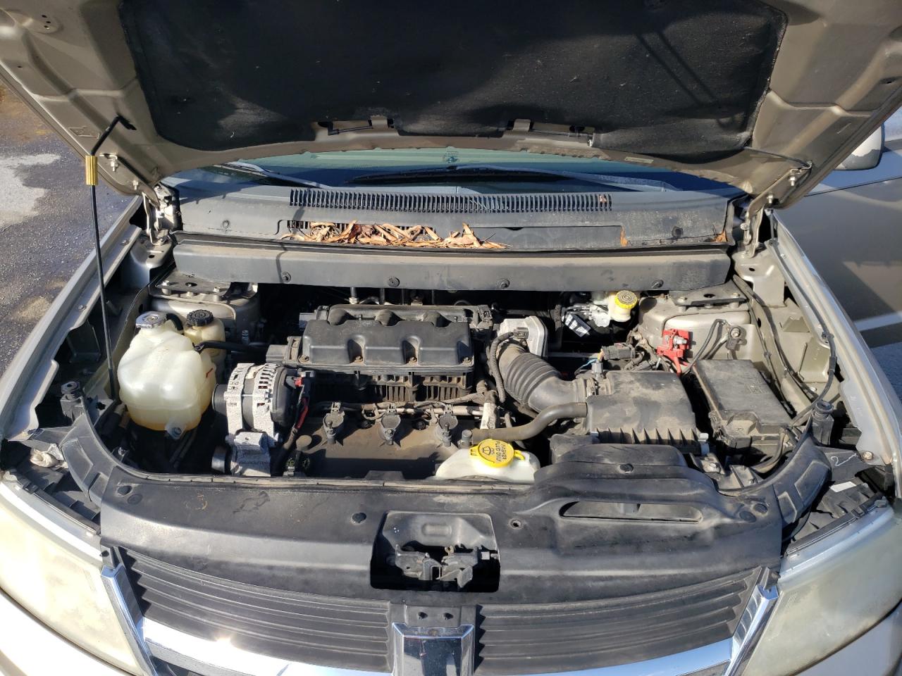 2009 Dodge Journey - Image 12