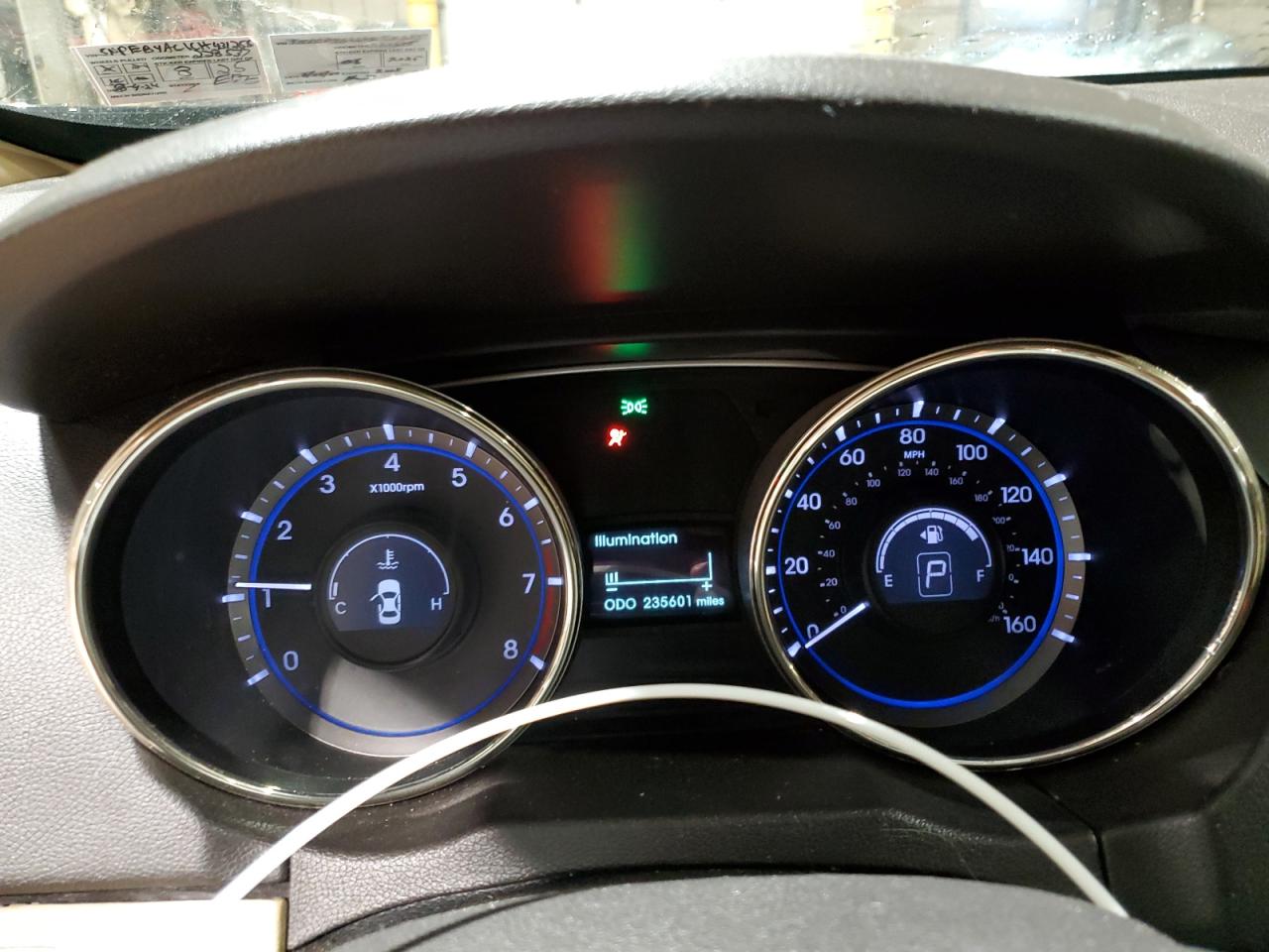 2012 Hyundai Sonata - Image 9