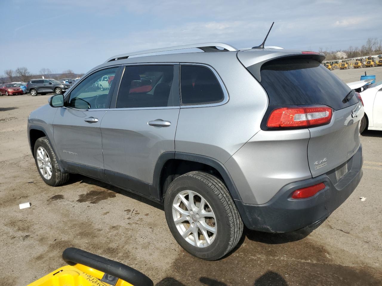2014 Jeep Grand Cherokee - Image 2