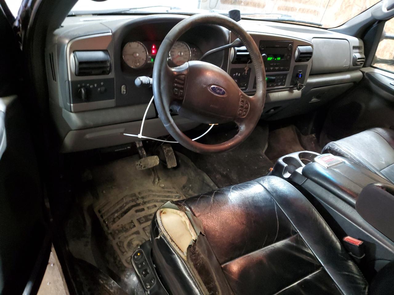 2006 Ford F350 - Image 8