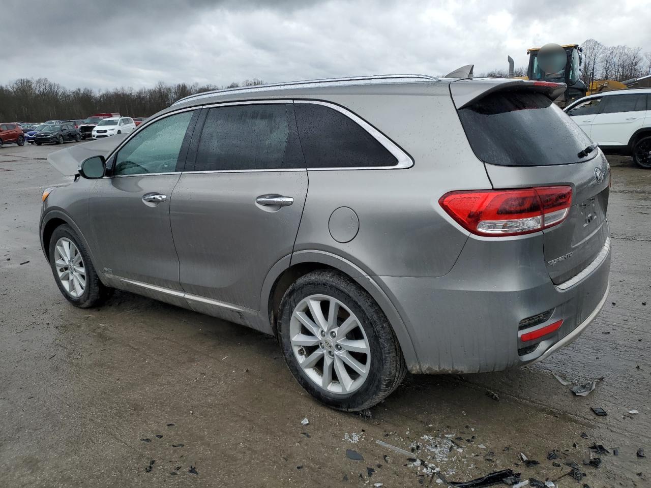 2016 Kia Sorento - Image 2