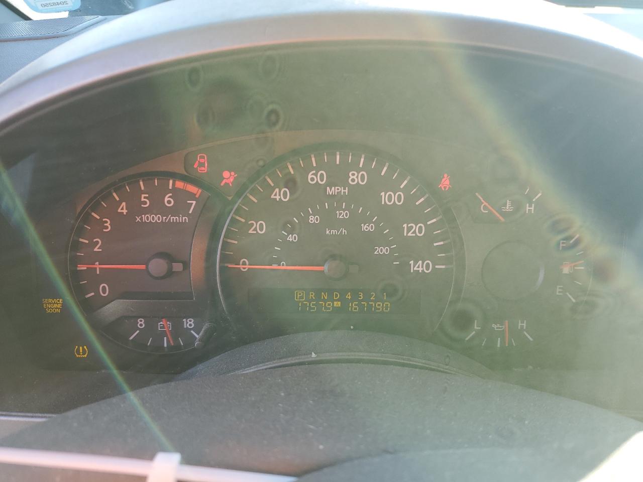 2005 Nissan Titan - Image 9