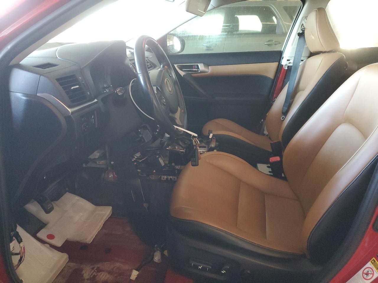 2014 Lexus CT - Image 7