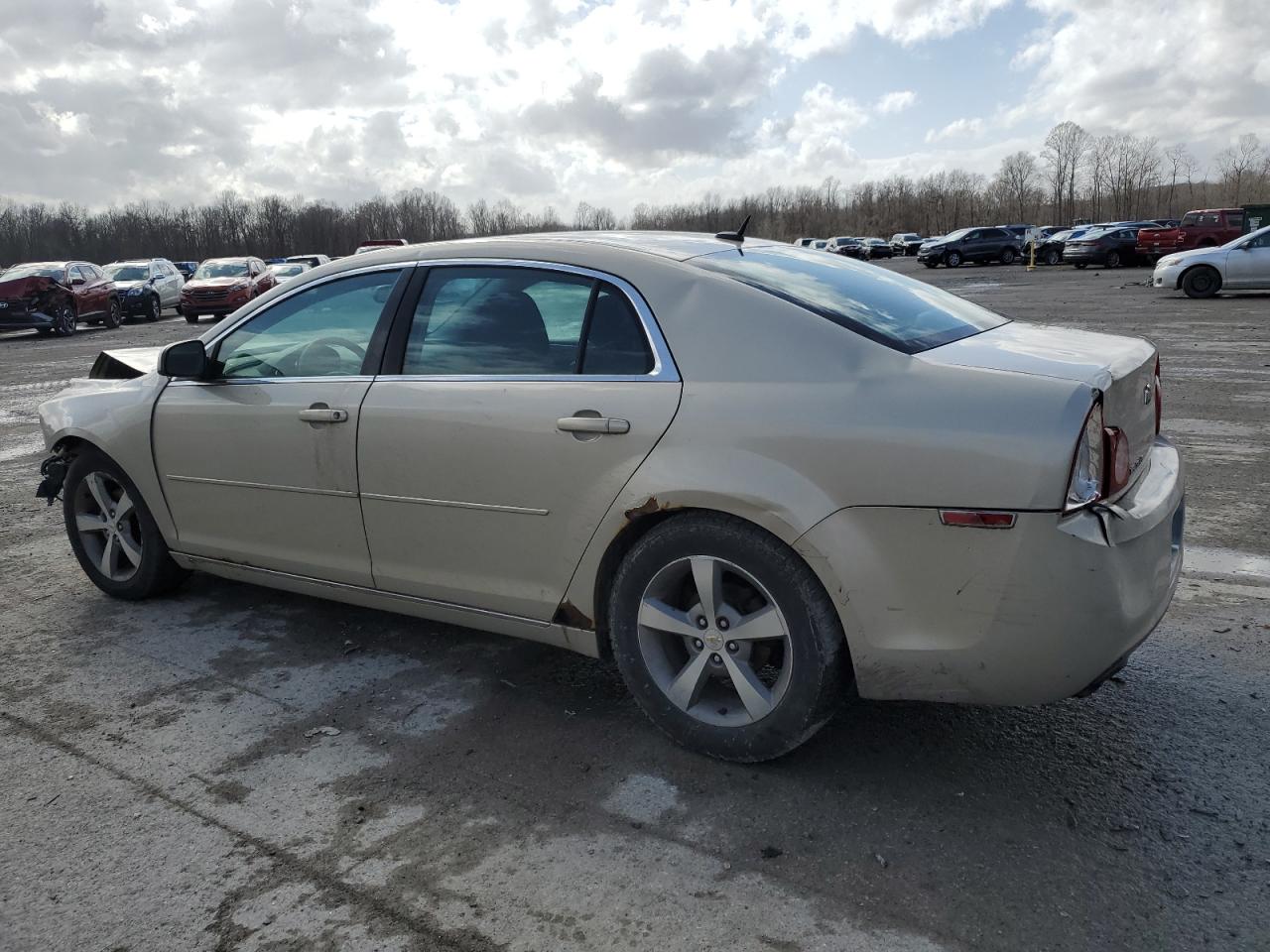 2011 Chevrolet Malibu - Image 2