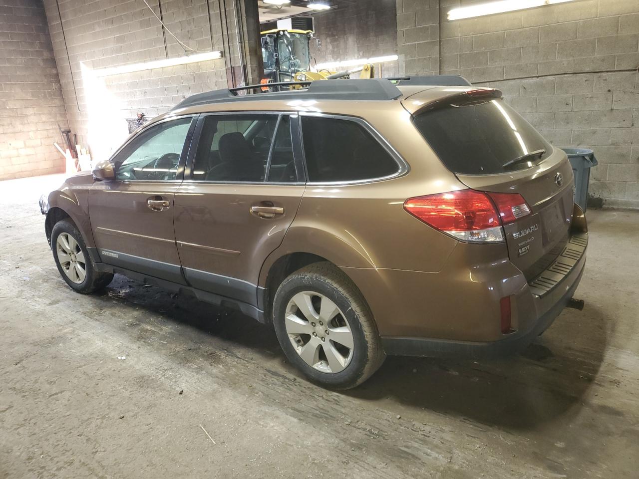 2011 Subaru Outback - Image 2