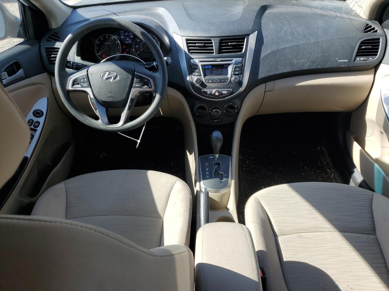 2015 Hyundai Accent - Image 8