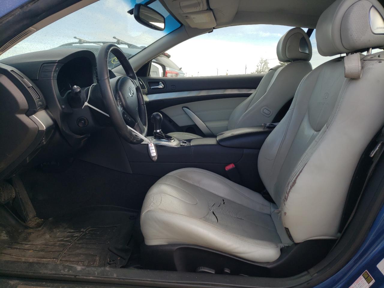 2010 Infiniti G - Image 7