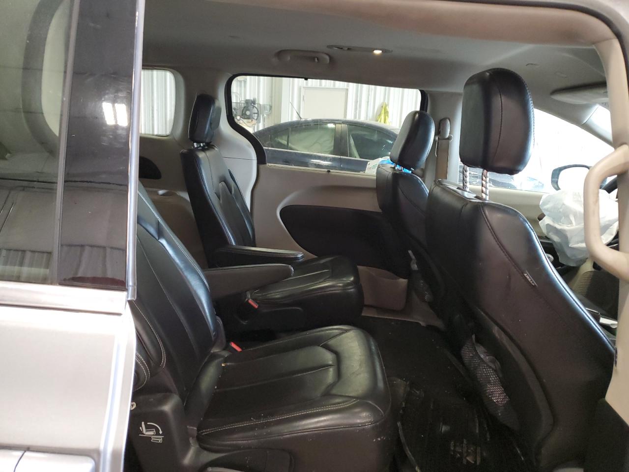 2020 Chrysler Voyager Lxi VIN: 2C4RC1DG7LR144988 Lot: 49746845