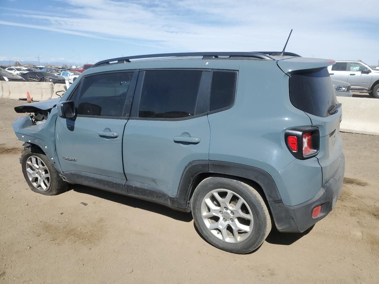 2018 Jeep Renegade - Image 2