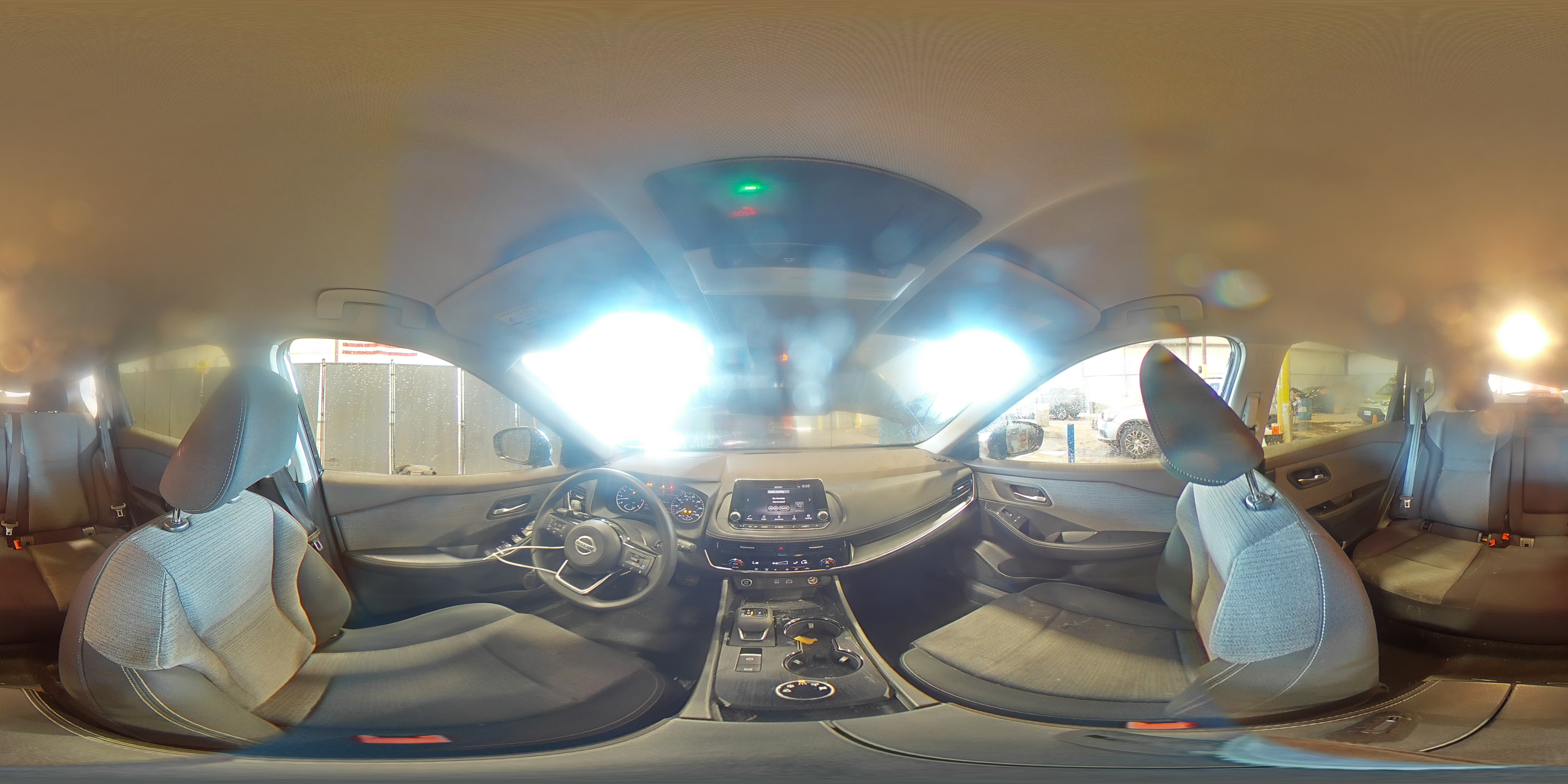 2021 Nissan Rogue - Image 15