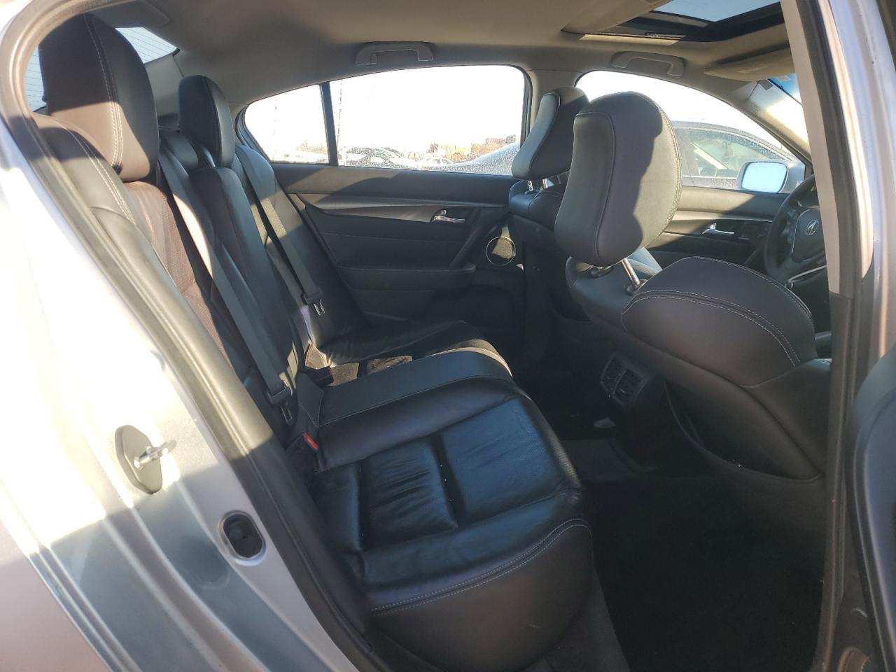 2012 Acura TL - Image 10