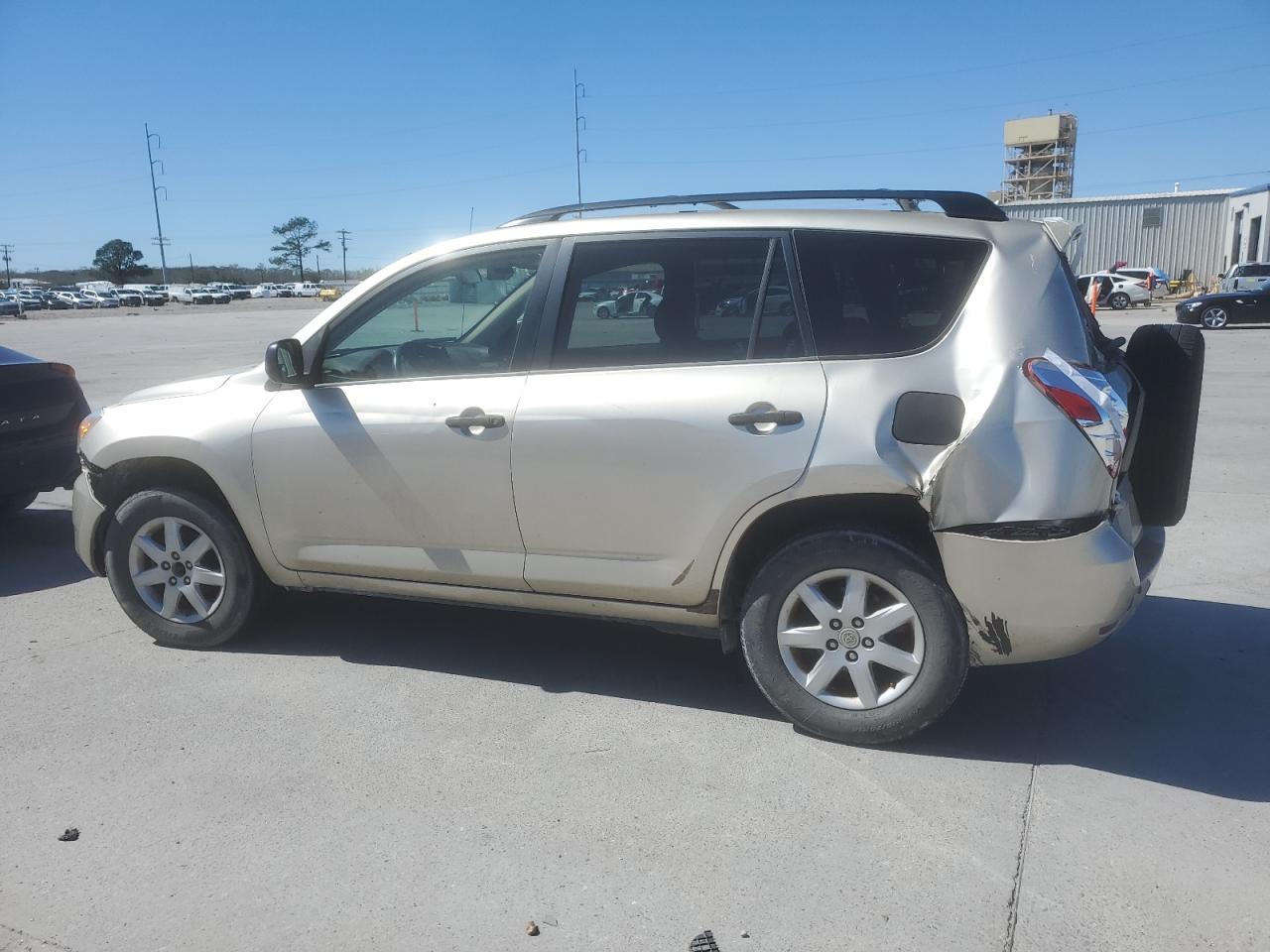 2007 Toyota RAV 4 - Image 2