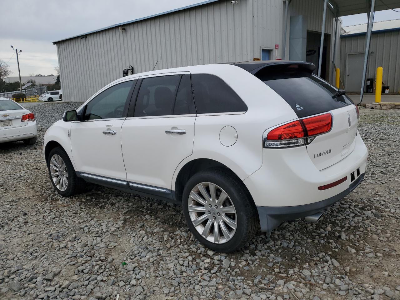 2012 Lincoln MKX - Image 2