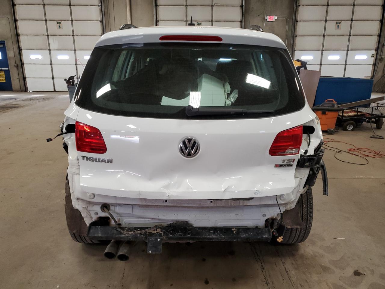 2016 Volkswagen Tiguan - Image 6