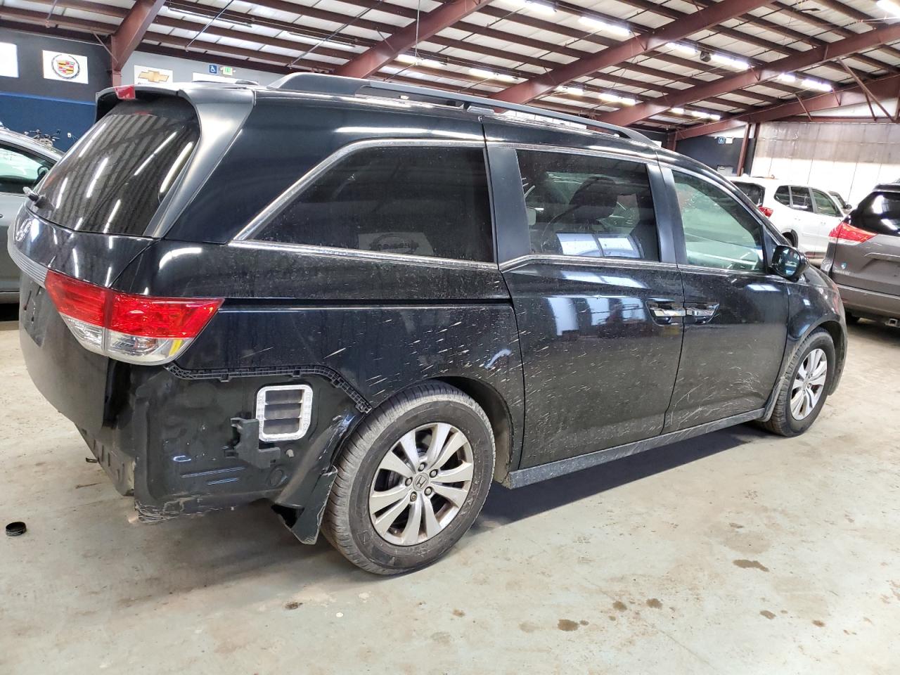 2015 Honda Odyssey - Image 3