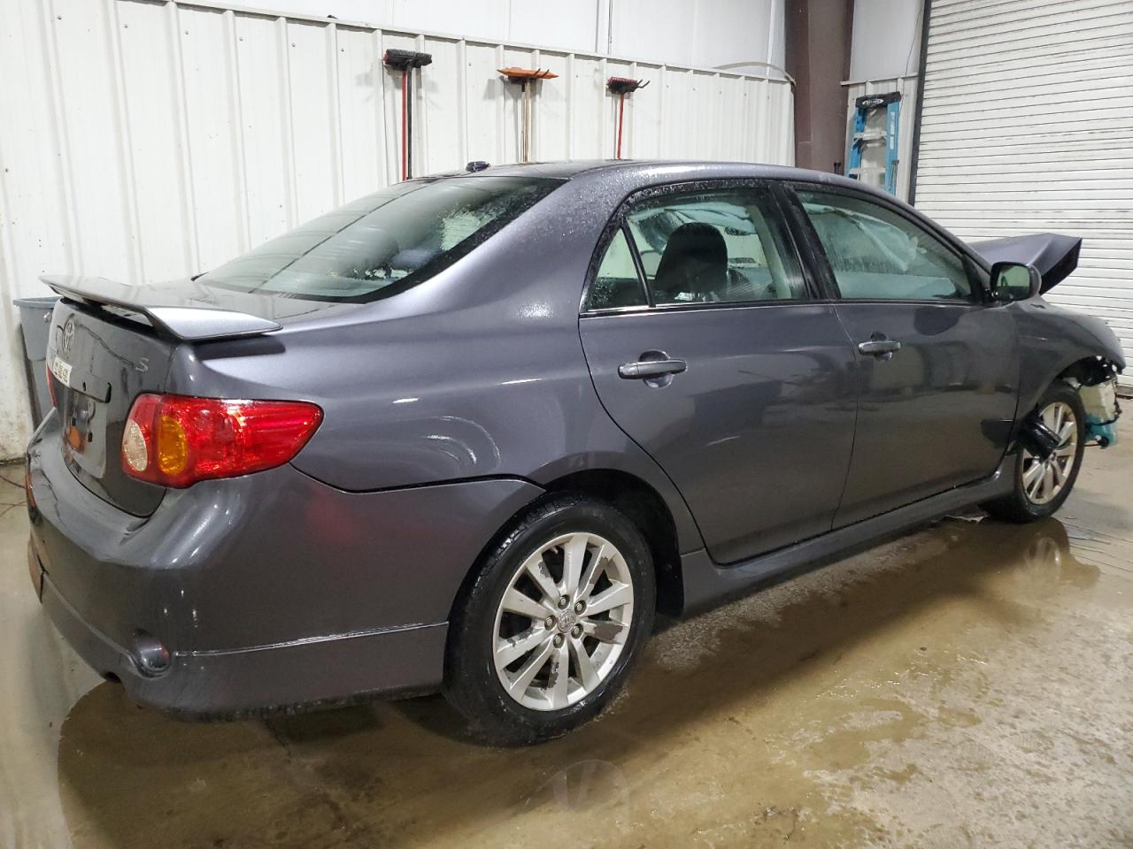 2009 Toyota Corolla - Image 3