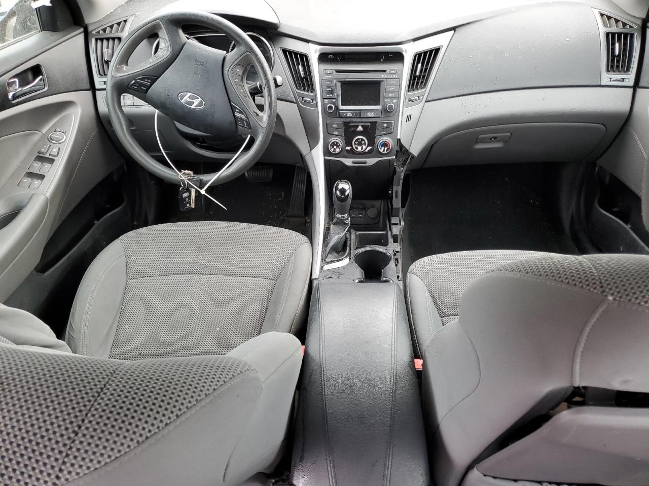 2014 Hyundai Sonata - Image 8