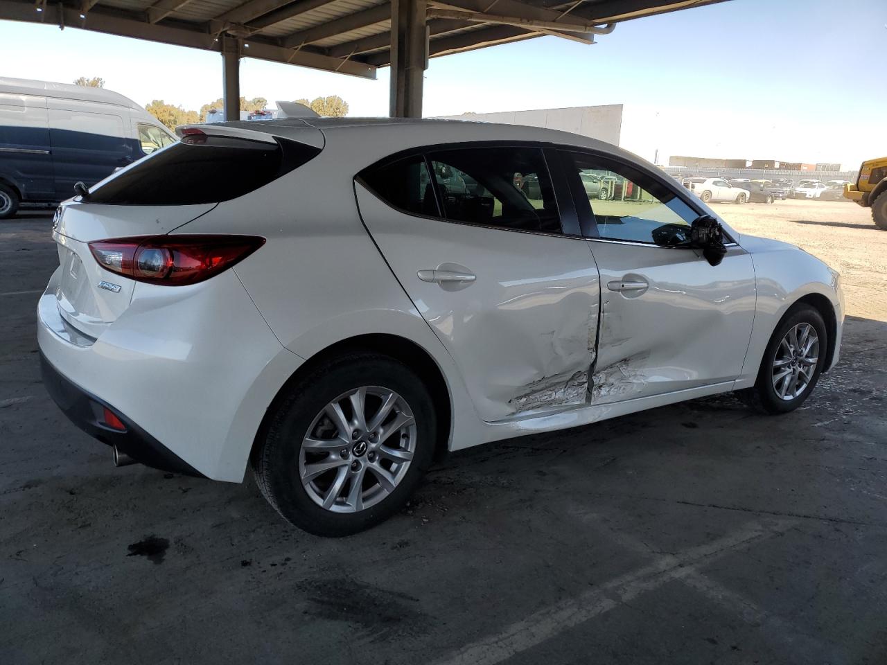 2015 Mazda 3 - Image 3