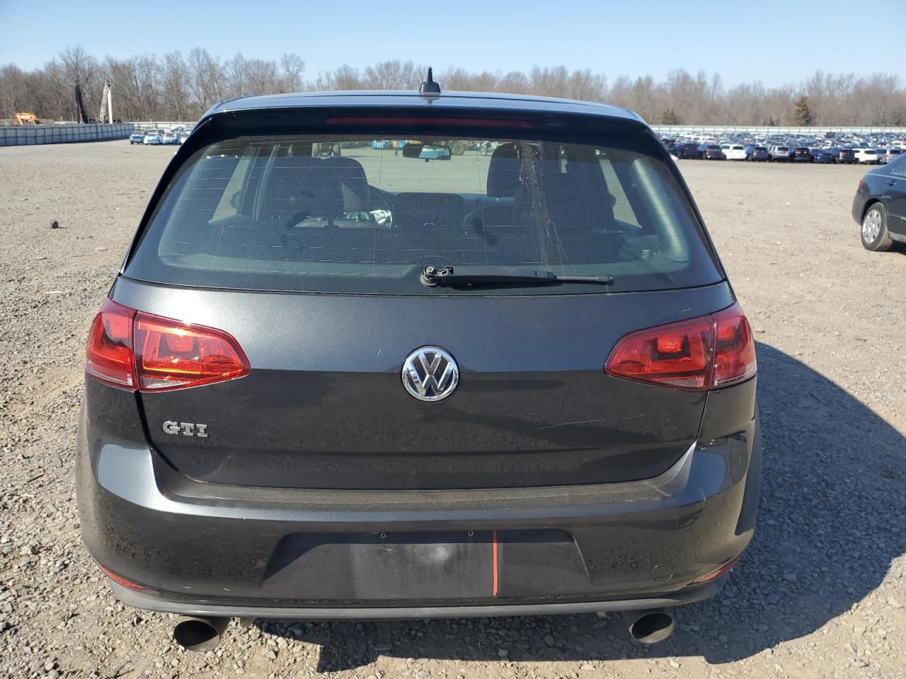 2015 Volkswagen GTI - Image 6