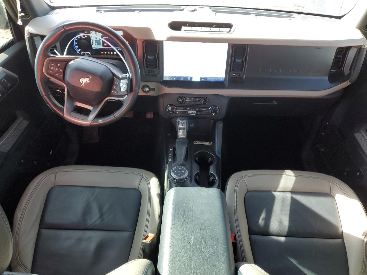 2022 Ford Bronco Base VIN: 1FMEE5DP7NLB32900 Lot: 50360775