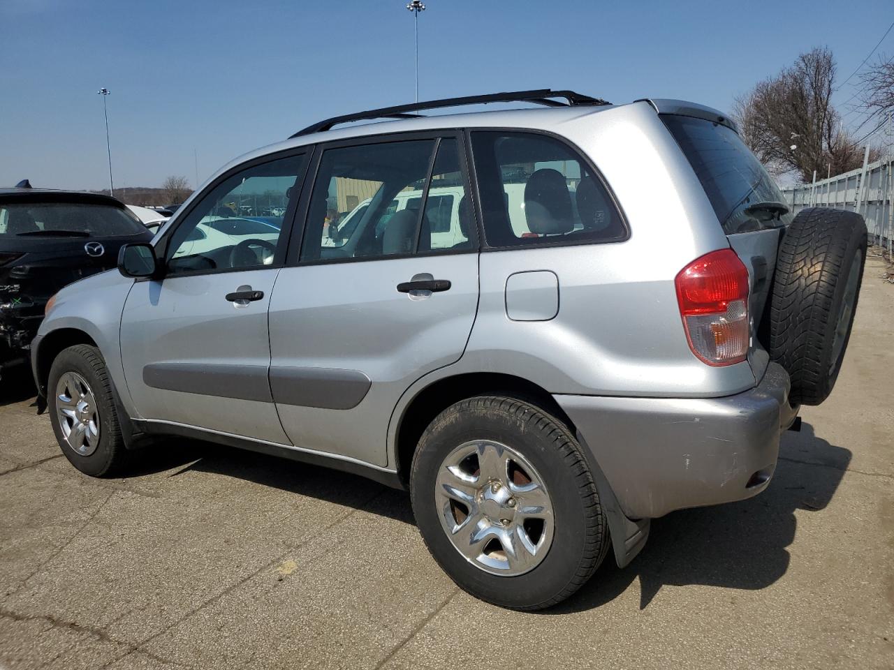 2003 Toyota RAV 4 - Image 2