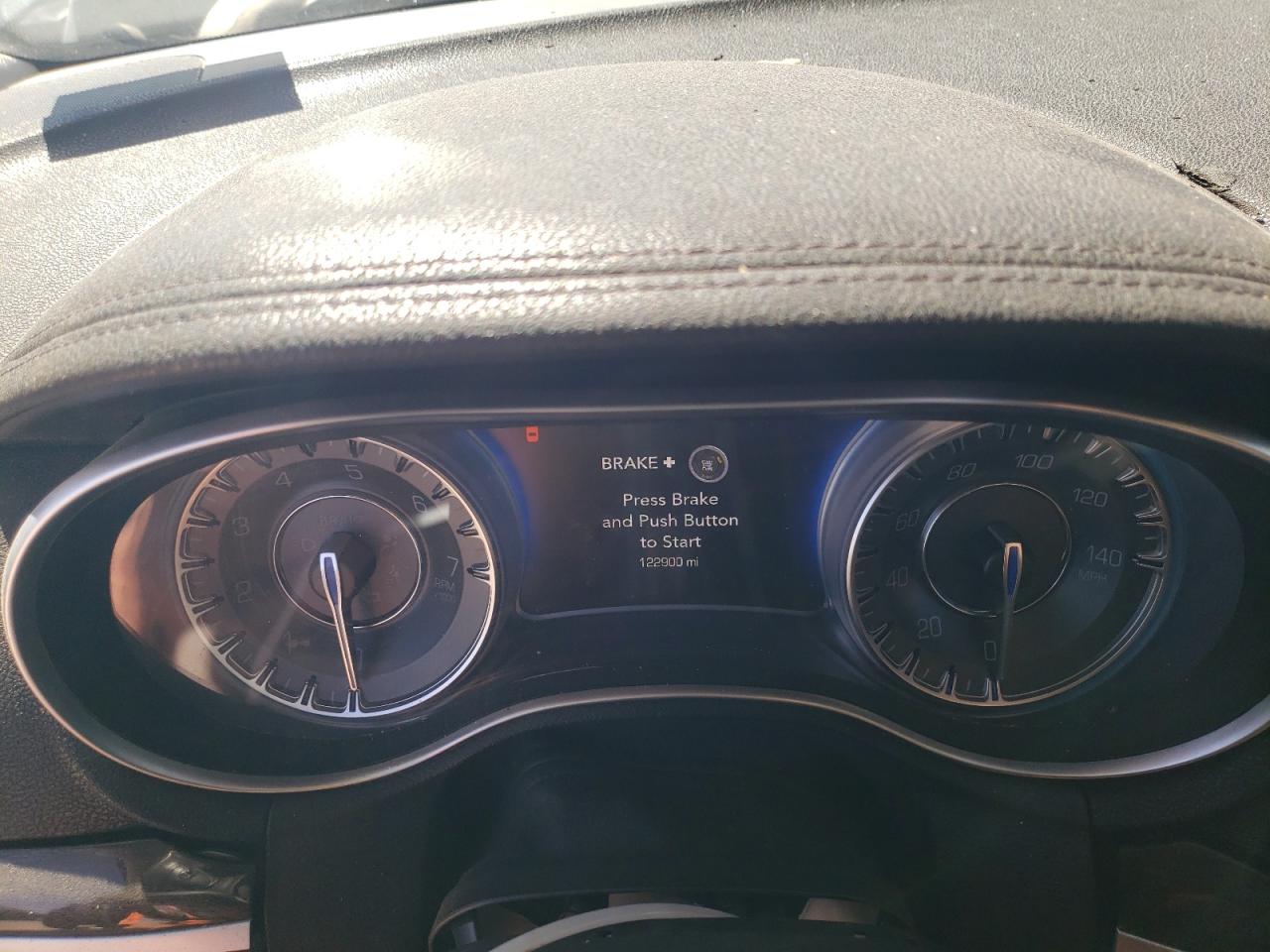 2015 Chrysler 300 Limited VIN: 2C3CCAAG6FH930208 Lot: 50710995