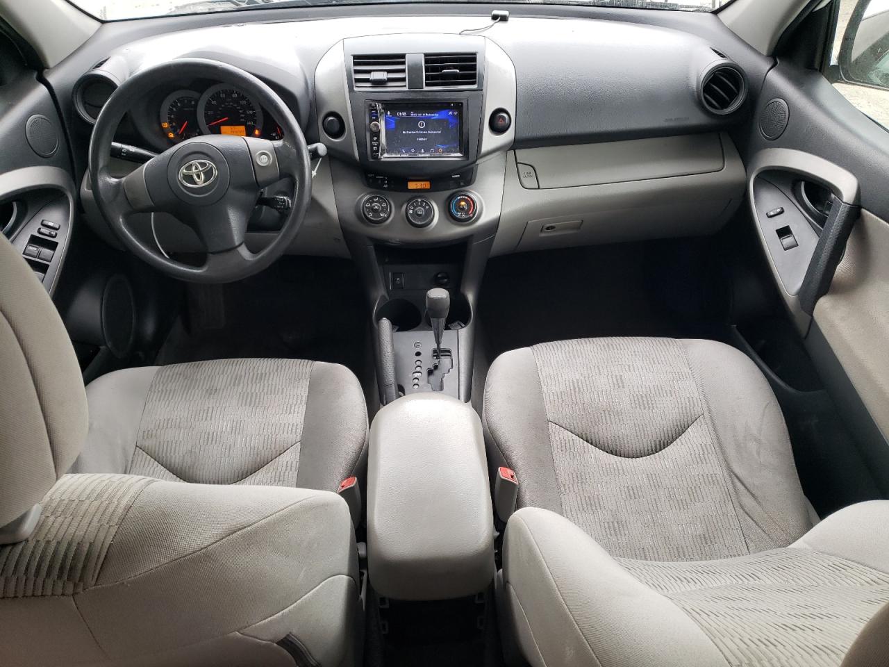 2011 Toyota RAV 4 - Image 8