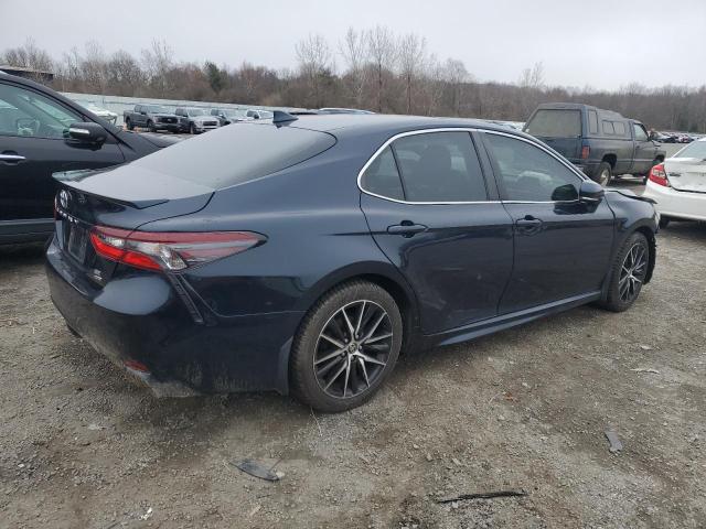  TOYOTA CAMRY 2021 Granatowy