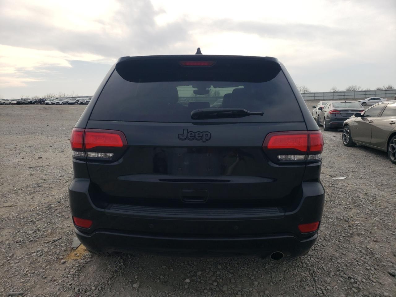 2019 Jeep Grand Cherokee - Image 6