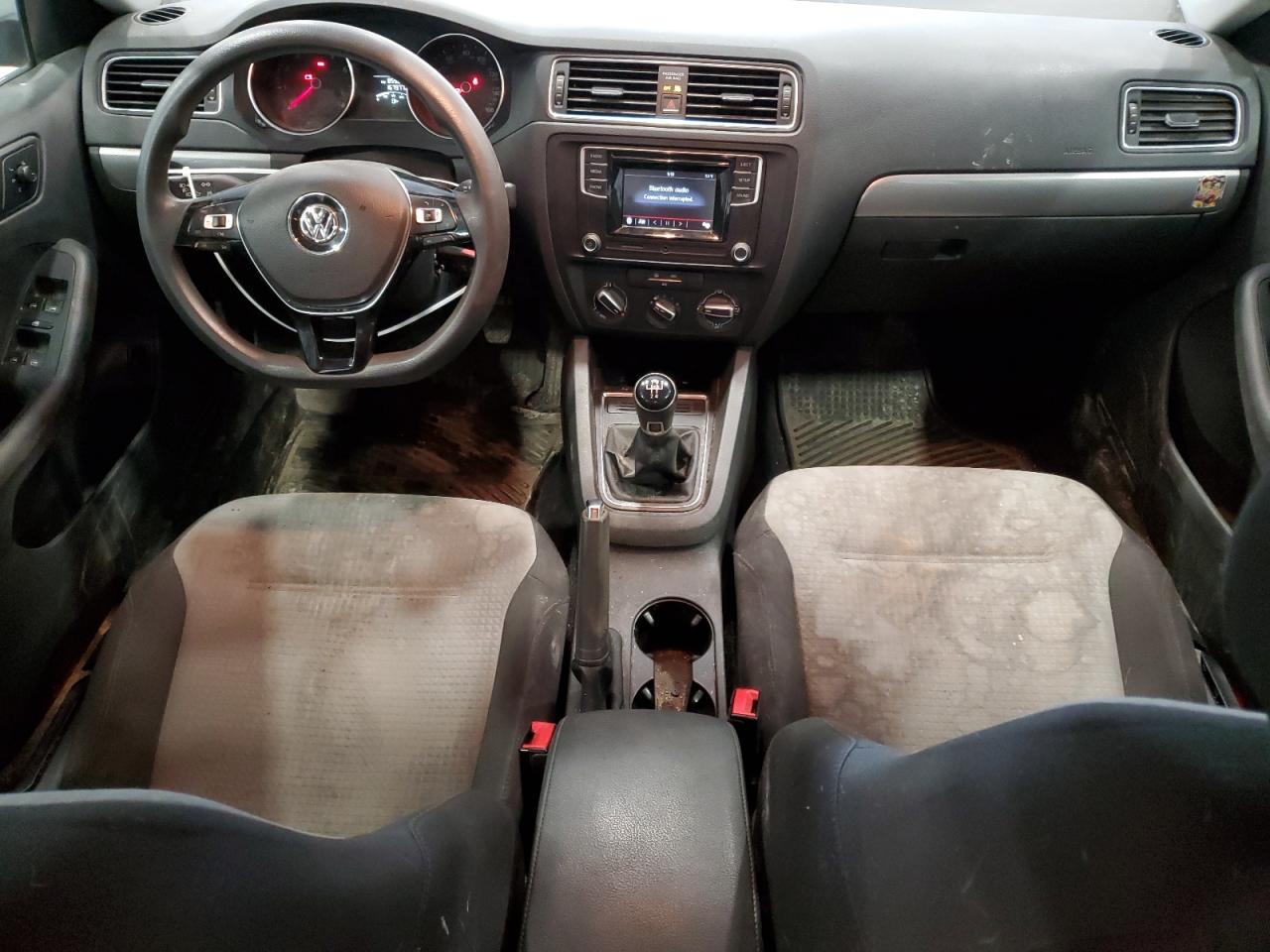 2017 Volkswagen Jetta - Image 8