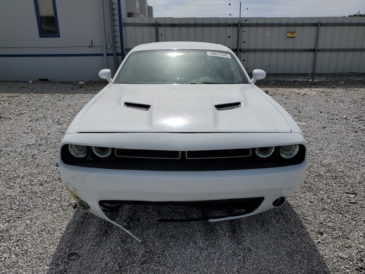2016 Dodge Challenger - Image 5