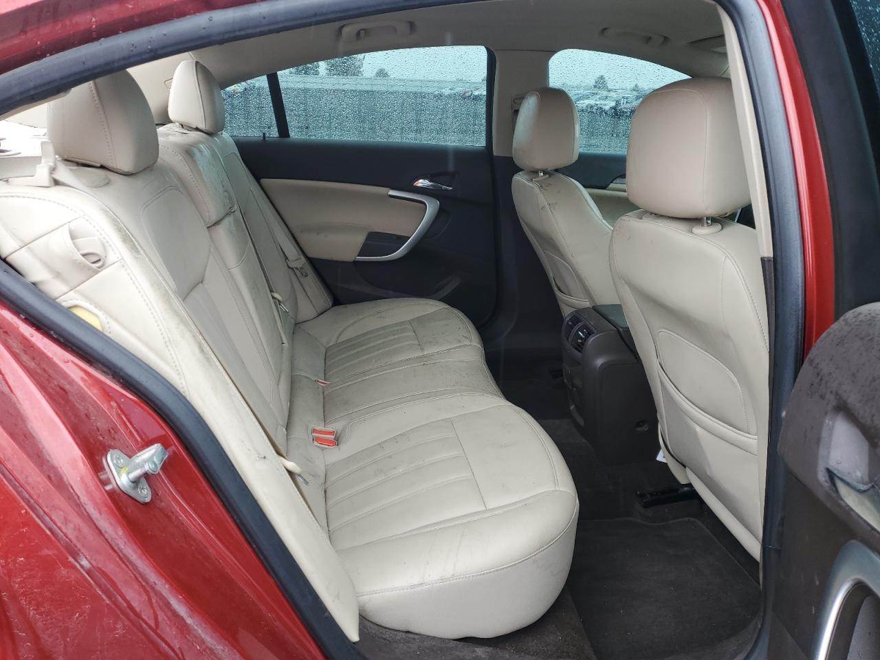 2014 Buick Regal - Image 10