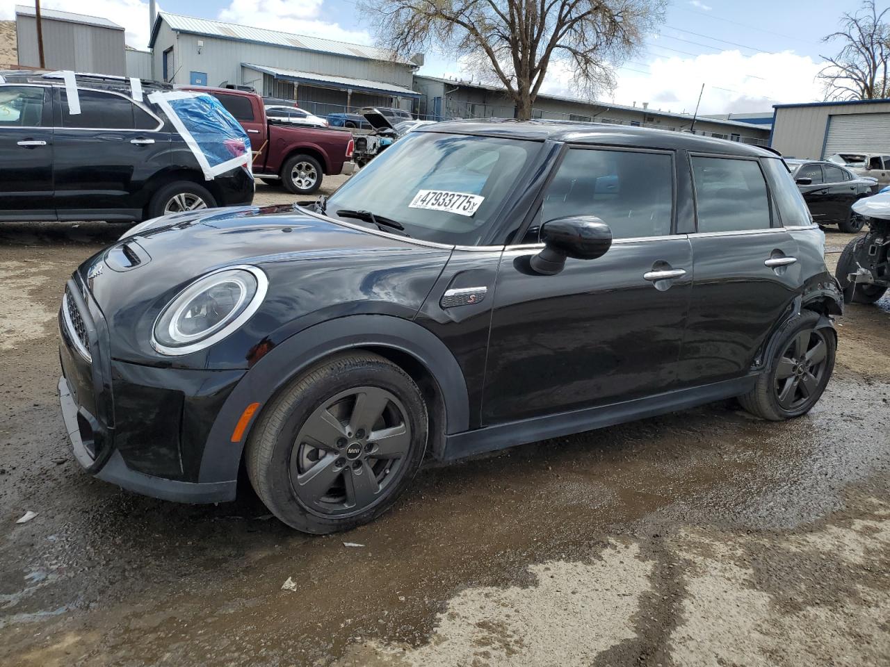 2022 MINI Cooper - Image 1
