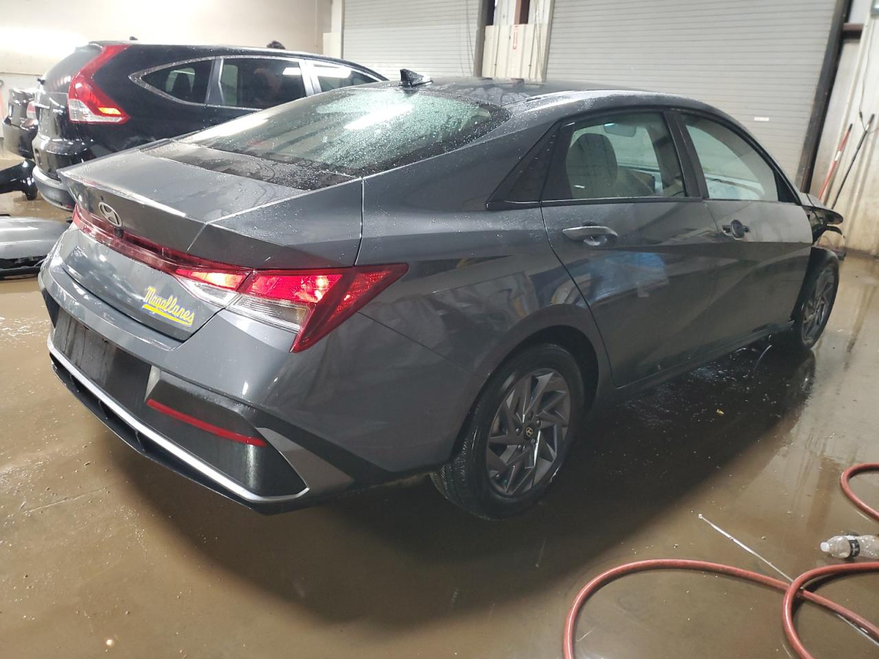 2024 Hyundai Elantra - Image 3