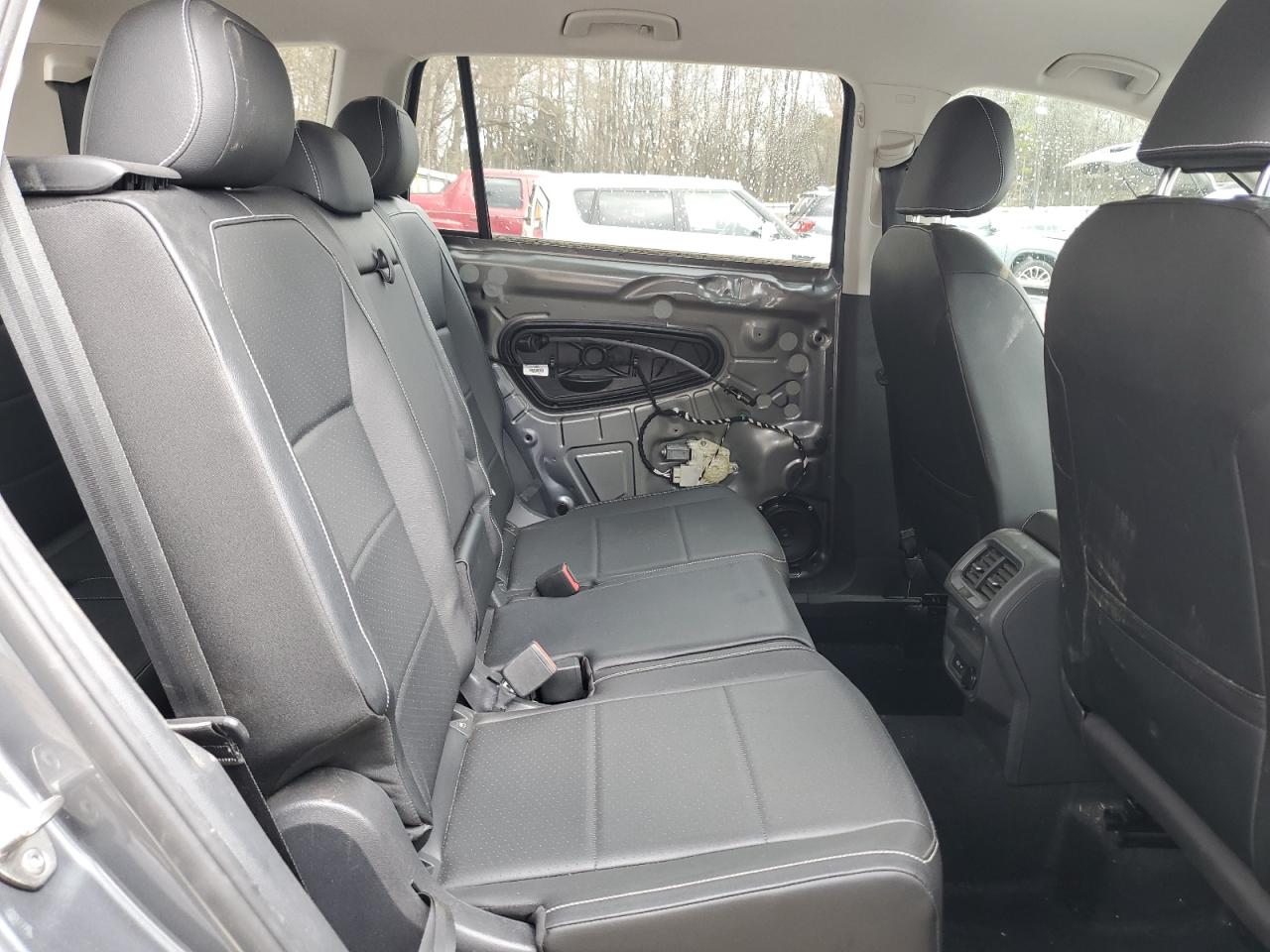 2021 Volkswagen Tiguan - Image 11