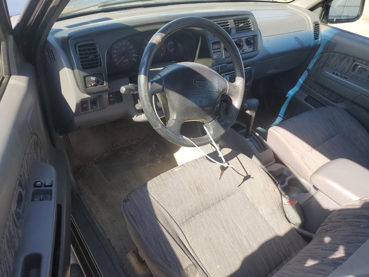 2000 Nissan Navara (Frontier) - Image 8