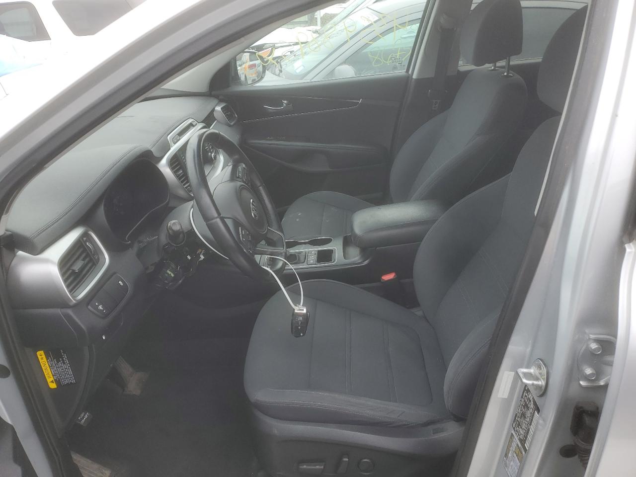 2017 Kia Sorento - Image 7