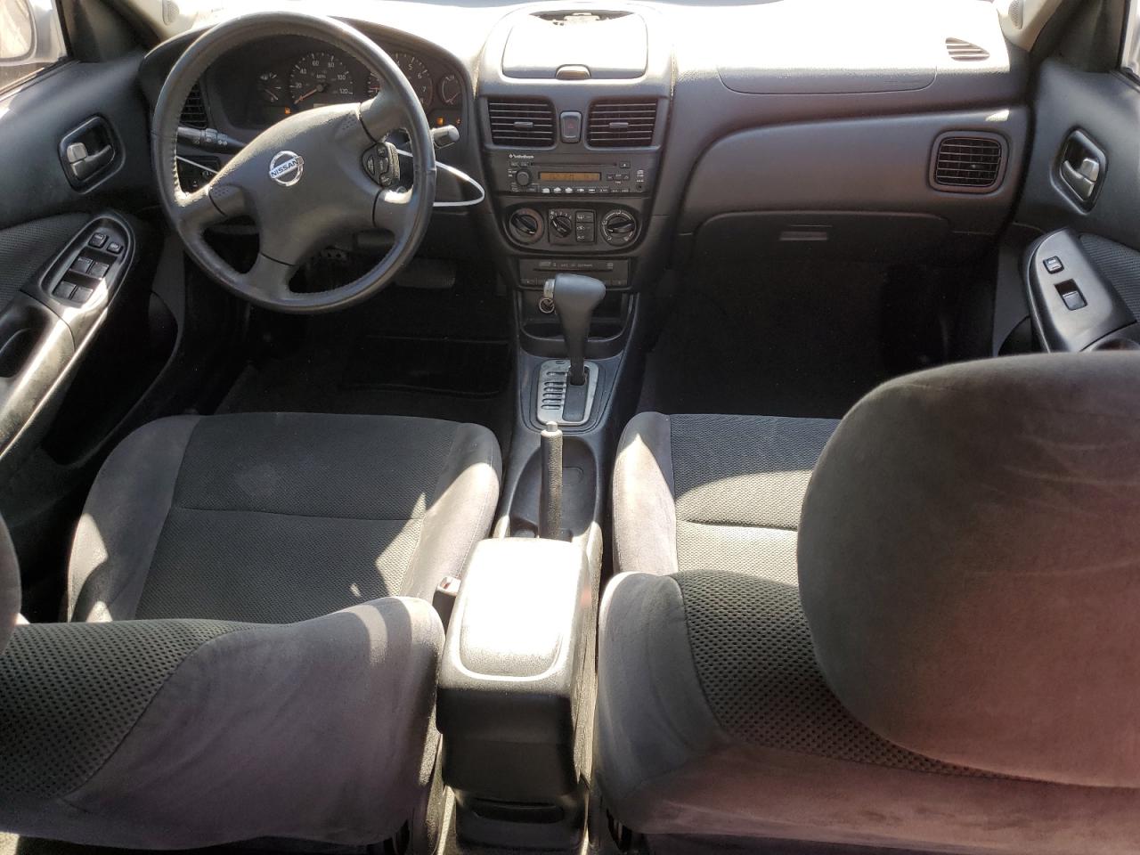 2006 Nissan Sentra - Image 8